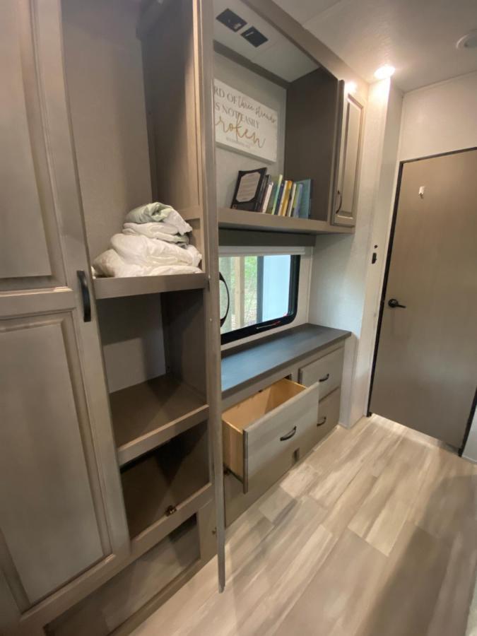 Cozy Rv Experience W/Pool+Spa Near Lake Conroe Willis Luaran gambar