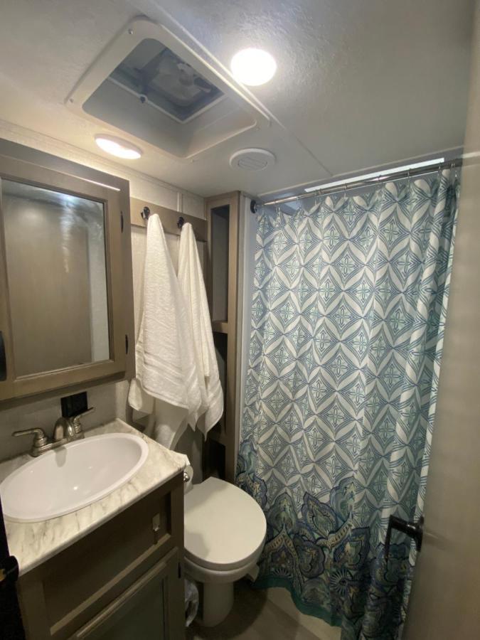 Cozy Rv Experience W/Pool+Spa Near Lake Conroe Willis Luaran gambar